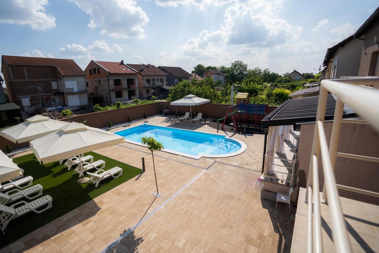 Villa Biser Dunava Vukovar Esterno foto